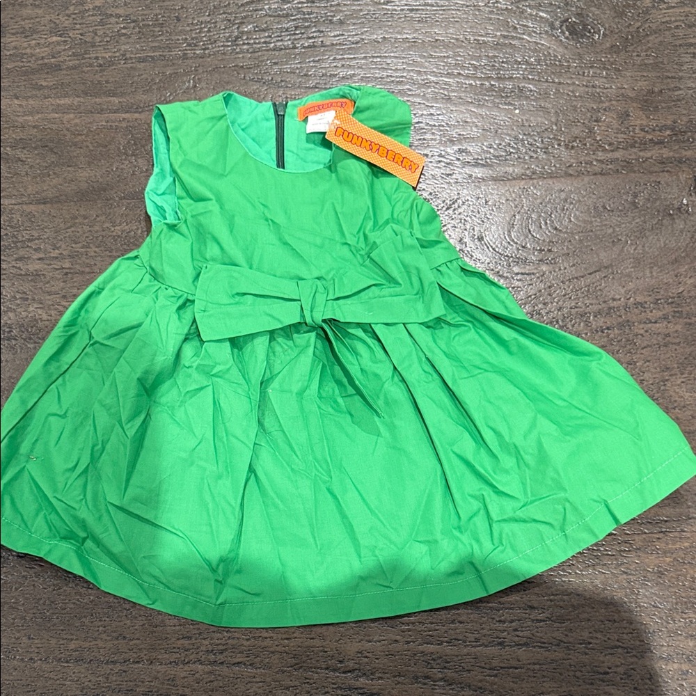 Funkyberry Vibrant Green Bow Dress